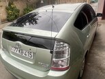 Toyota Prius-12