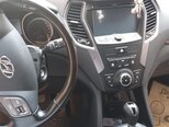 Hyundai Grand Santa Fe-5