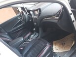 Hyundai Grand Santa Fe-13