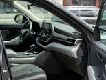 Toyota Highlander-14