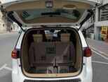 Kia Carnival-7