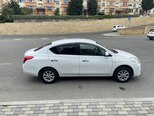 Nissan Sunny-4