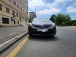 Toyota Prius V-1