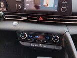 Hyundai Elantra-11