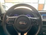 Kia K5-4