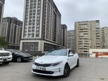 Kia K5-1