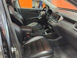 Kia Sorento-13