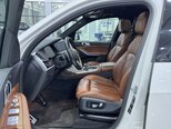 BMW X7-11