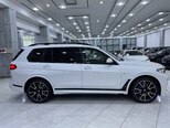 BMW X7-4