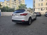 Hyundai Santa Fe-5