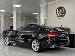 Audi A5-5