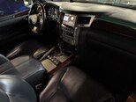Lexus LX 570-11