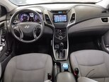 Hyundai Elantra-7