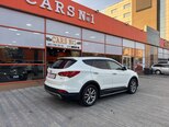 Hyundai Santa Fe-5