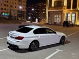BMW 528-7
