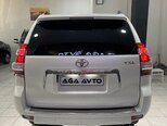 Toyota Land Cruiser Prado-8