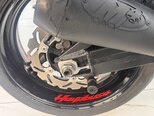 Suzuki GSX 1300 R Hayabusa-13