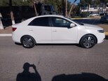 Kia Cerato-5