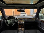 Mercedes E 240-13