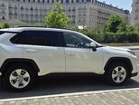 Toyota RAV4-8