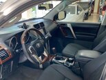 Toyota Land Cruiser Prado-25