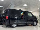 Volkswagen Multivan-9