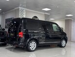 Volkswagen Multivan-5