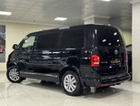 Volkswagen Multivan-10
