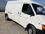 Ford Transit-10
