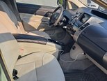Toyota Prius-3