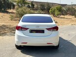 Hyundai Elantra-7
