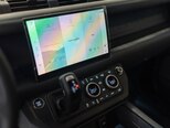 Land Rover Defender-12