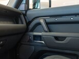 Land Rover Defender-19