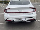 Hyundai Sonata-4