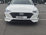 Hyundai Sonata-1