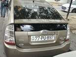 Toyota Prius-8