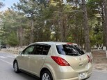 Nissan Tiida-9