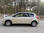 Nissan Tiida-5