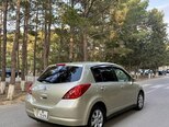 Nissan Tiida-8