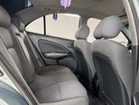 Nissan Sunny-7