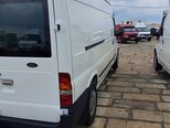 Ford Transit-8