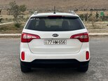 Kia Sorento-2