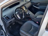 Toyota Prius-8