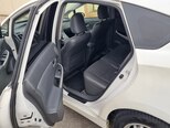Toyota Prius-11