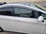 Toyota Prius-12