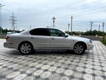 Nissan Maxima-5