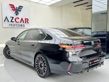 BMW 750e xDrive-8