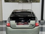 Toyota Prius-7