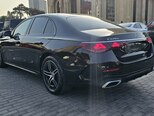 Mercedes E 220 d-3
