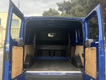 Ford Transit-10